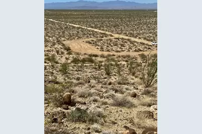 4.43 Acres Mountain S Date Creek Rd, Yucca, AZ 86438 - Photo 2