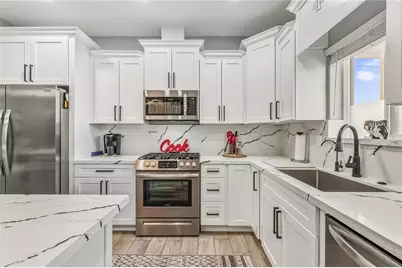 1807 Rollando Drive, Bullhead City, AZ 86442 - Photo 6