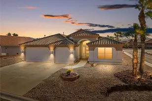 2264 Mountainside Dr, Bullhead City, AZ 86442 - Photo 2