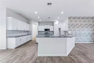 2385 Corwin Rd, Bullhead City, AZ 86442 - Photo 18