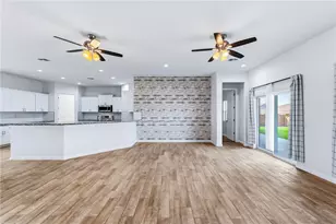 2385 Corwin Rd, Bullhead City, AZ 86442 - Photo 14