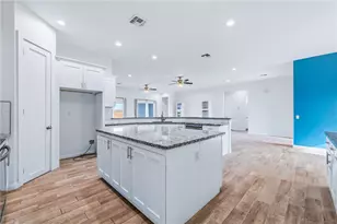 2385 Corwin Rd, Bullhead City, AZ 86442 - Photo 22