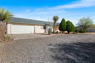 3662 N Venus Ct, Golden Valley, AZ 86413 - Photo 22