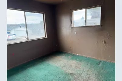 2074 Kingston Drive, Bullhead City, AZ 86442 - Photo 18