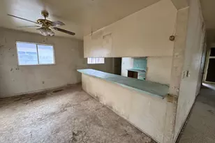 2074 Kingston Dr, Bullhead City, AZ 86442 - Photo 12