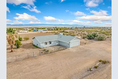 644 S Elgin Road, Golden Valley, AZ 86413 - Photo 2