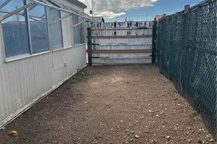 927 Sandy Beach Dr, Bullhead City, AZ 86442 - Photo 34