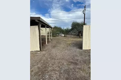 927 Sandy Beach Drive, Bullhead City, AZ 86442 - Photo 16