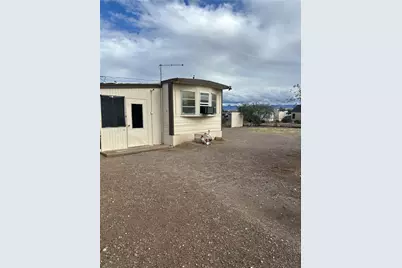 927 Sandy Beach Drive, Bullhead City, AZ 86442 - Photo 4