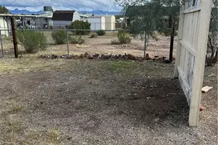 927 Sandy Beach Dr, Bullhead City, AZ 86442 - Photo 18