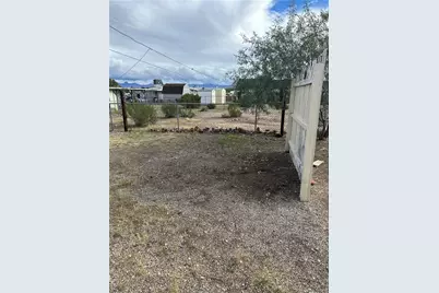 927 Sandy Beach Drive, Bullhead City, AZ 86442 - Photo 18