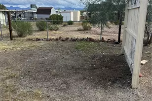 927 Sandy Beach Dr, Bullhead City, AZ 86442 - Photo 18