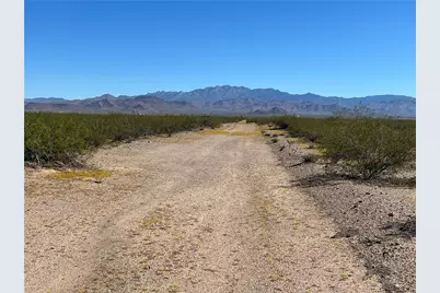 215-14-287 W Toluca Drive, Golden Valley, AZ 86413 - Photo 10