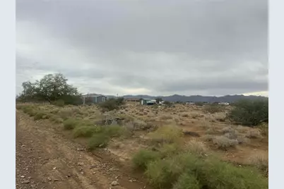 306-37-012W Colorodo, Golden Valley, AZ 86413 - Photo 2