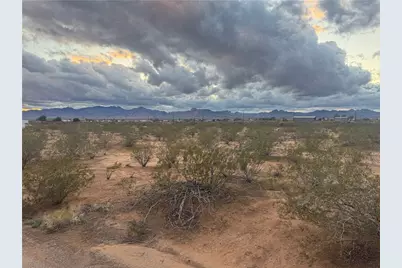 000 Hassayampa Rd, Golden Valley, AZ 86413 - Photo 4