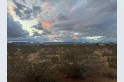 000 Hassayampa Rd, Golden Valley, AZ 86413 - Photo 6