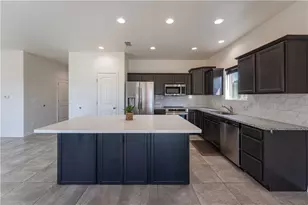 5475 Eagle View Rd, Kingman, AZ 86409 - Photo 10