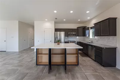 5475 Eagle View Road, Kingman, AZ 86409 - Photo 12