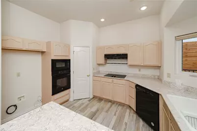 2098 Pawnee Drive, Kingman, AZ 86401 - Photo 12