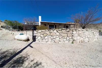 9001 W Oatman Highway, Golden Valley, AZ 86413 - Photo 16