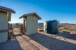 14025 E Mona Dr, Kingman, AZ 86401 - Photo 48