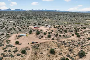 14025 E Mona Dr, Kingman, AZ 86401 - Photo 2