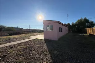 956 Coral Reef Dr, Bullhead City, AZ 86442 - Photo 6