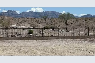 3334 Blacksmith Way, Bullhead City, AZ 86429 - Photo 10