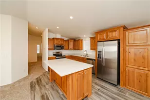 2001 N Gold Rd, Kingman, AZ 86401 - Photo 10