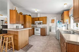 3758 W Redwall Dr, Golden Valley, AZ 86413 - Photo 10