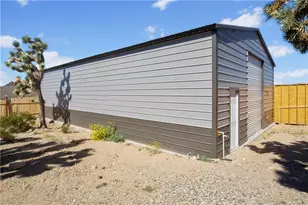 16693 N Lakeside Dr, Dolan Springs, AZ 86441 - Photo 40