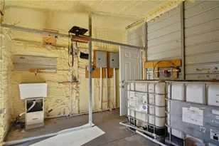 16693 N Lakeside Dr, Dolan Springs, AZ 86441 - Photo 32