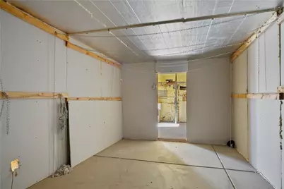 16693 N Lakeside Drive, Dolan Springs, AZ 86441 - Photo 34