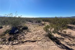 215-14-237 W Sinola Dr, Golden Valley, AZ 86413 - Photo 1