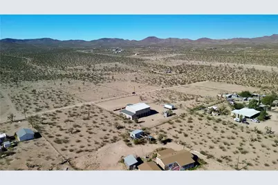 17352 Longhorn Drive, Dolan Springs, AZ 86441 - Photo 42