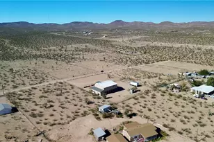 17352 Longhorn Dr, Dolan Springs, AZ 86441 - Photo 42