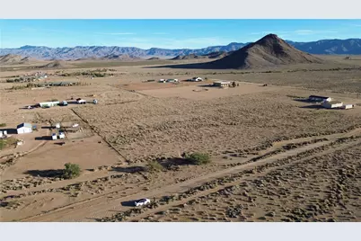 7711 E California Drive, Kingman, AZ 86401 - Photo 4