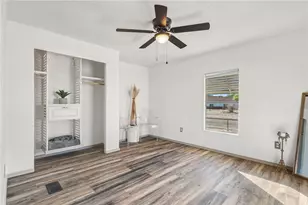 2038 Clearwater Dr, Bullhead City, AZ 86442 - Photo 12