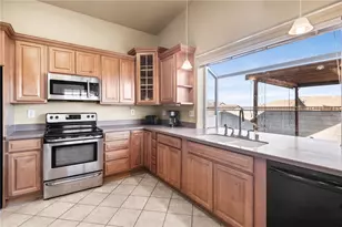 7657 E Chaparral Dr, Kingman, AZ 86401 - Photo 10