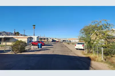 1788 Granada Drive, Bullhead City, AZ 86442 - Photo 4