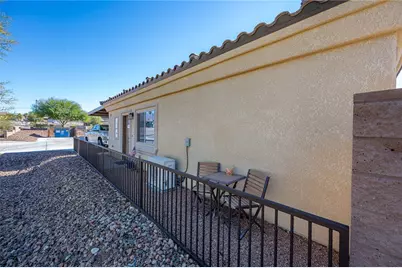 2950 N Kiowa Boulevard #F102, Lake Havasu, AZ 86404 - Photo 50
