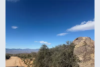 000 E Bogles Ranch Road, Kingman, AZ 86401 - Photo 10