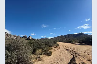 000 E Bogles Ranch Road, Kingman, AZ 86401 - Photo 18