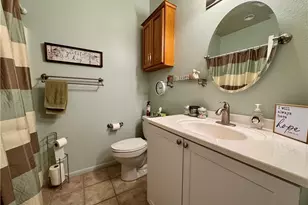 2286 E Starflower Trl, Bullhead City, AZ 86442 - Photo 32