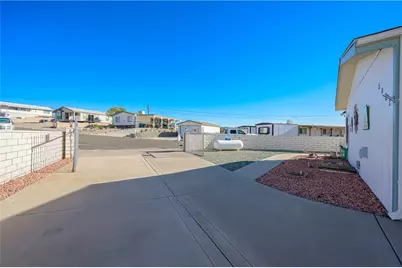 3061 Oak Place, Bullhead City, AZ 86429 - Photo 8