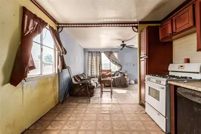 616 W Mobile Lane, Phoenix, AZ 85041 - Photo 12