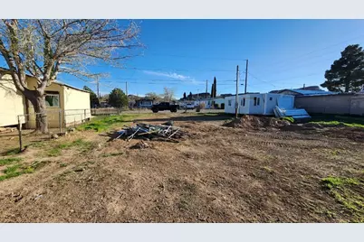 421 E Beverly Avenue, Kingman, AZ 86409 - Photo 4