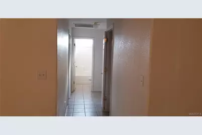 870 Florence Avenue, Bullhead City, AZ 86429 - Photo 8