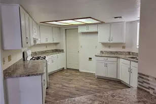 2864 Country Club Dr, Bullhead City, AZ 86442 - Photo 2