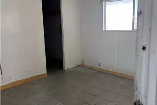 1095 Holly St, Bullhead City, AZ 86442 - Photo 14